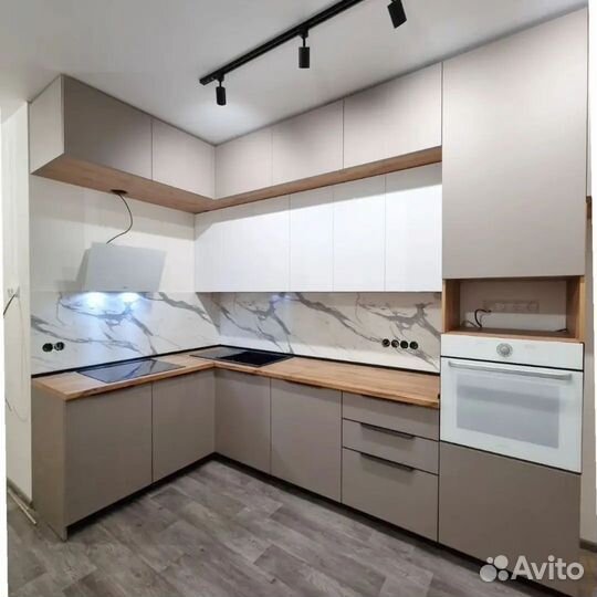 Кухонный гарнитур угловой на заказ.Арт. 089