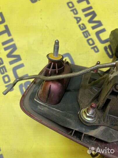 Кнопка крышки багажника Renault Symbol