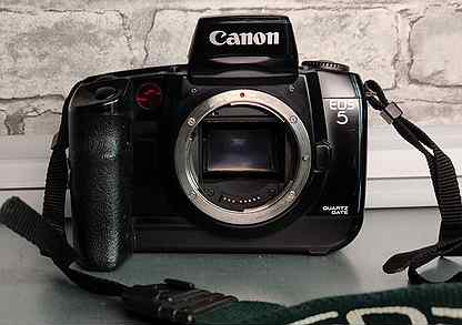 Плёночный Canon EOS 5