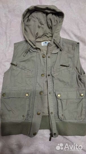 Жилетка для мальчика 11-12 лет