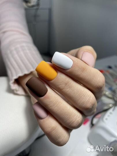 Маникюр с покрытием