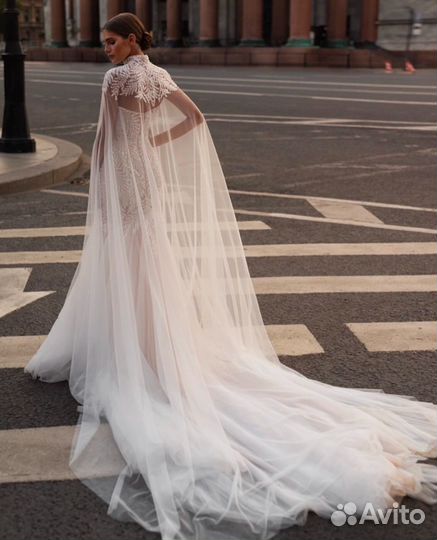 Свадебное платье и фата