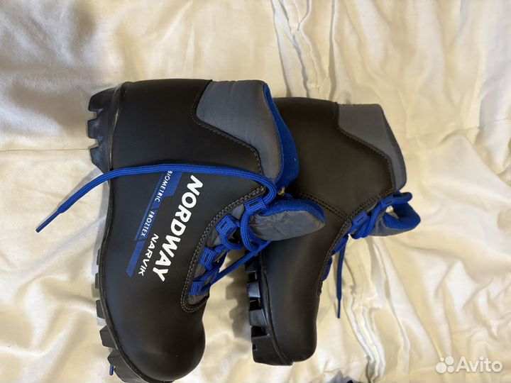 Лыжи и ботинки детские