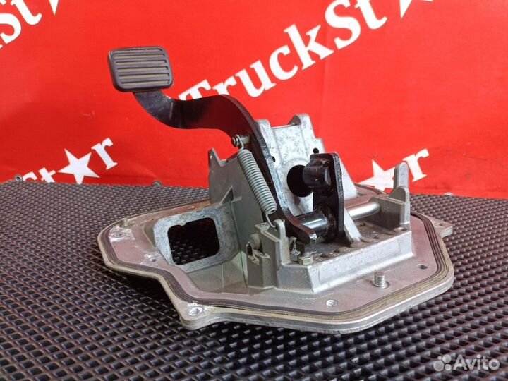 Блок педалей тормоза Daf XF106