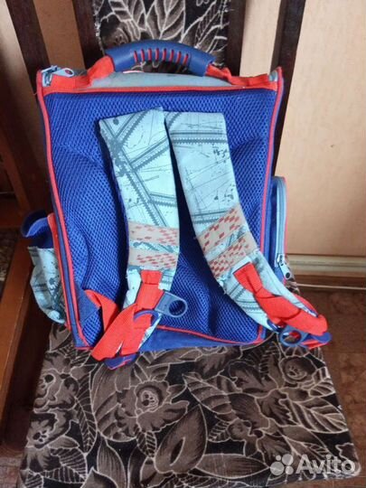 Школьный рюкзак