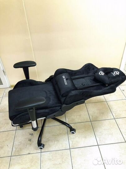 Компьютерное игровое (геймерское) кресло Велюр