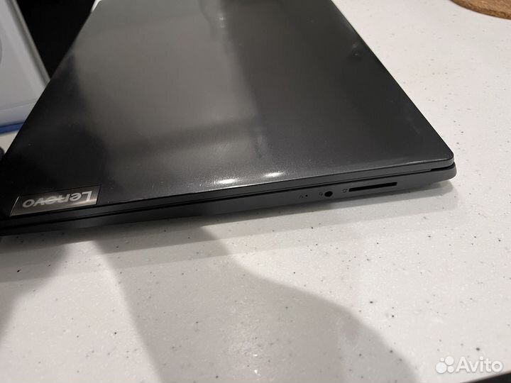 Lenovo ideapad s145