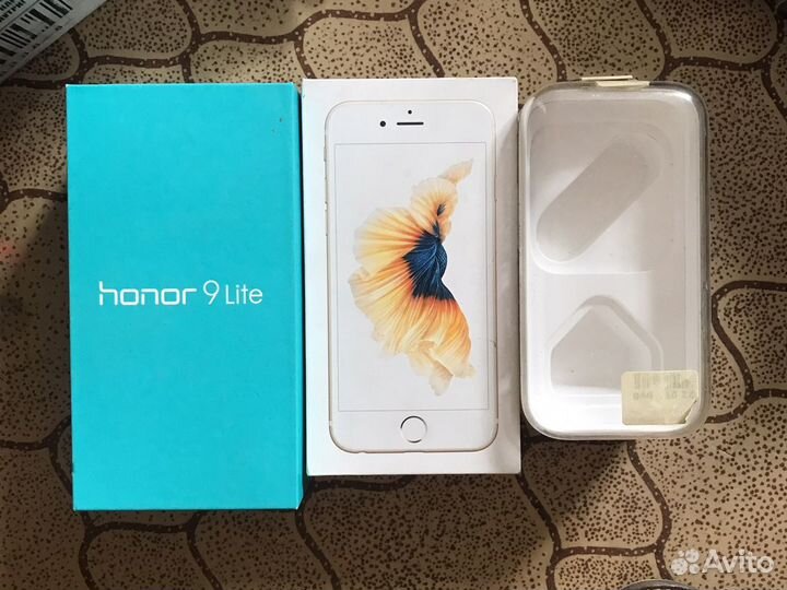 Коробка от iPhone 6s, honor 9