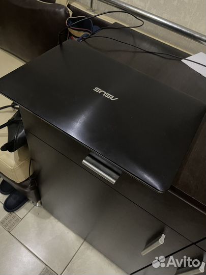 Ноутбук asus x555l