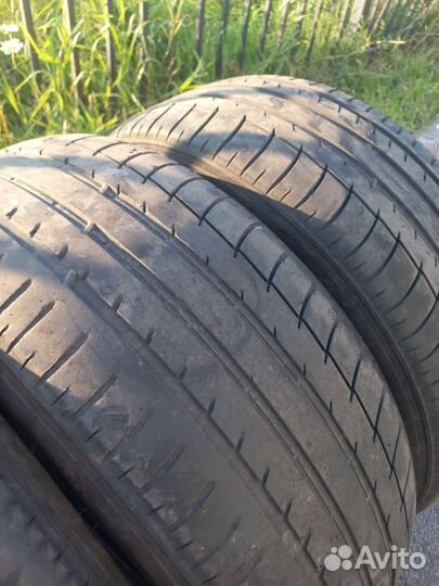 Triangle EffeXSport TH202 215/55 R17