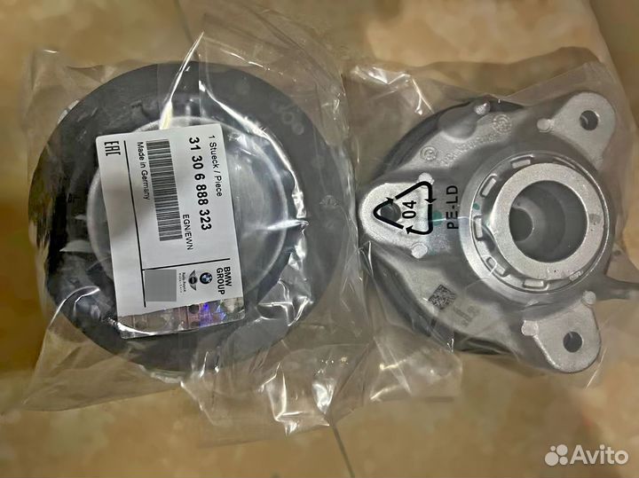 Опора амортизатора верхняя Bmw X3 31306888323