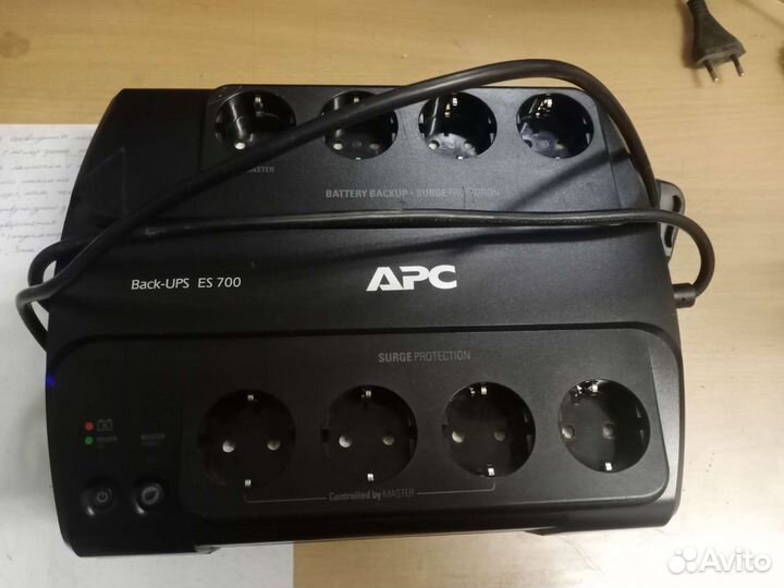 Ибп APC ES 700 (BE700G-RS ) рабочий