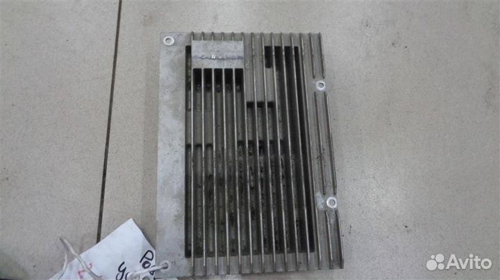 Усилитель акустической системы Land Rover Discove