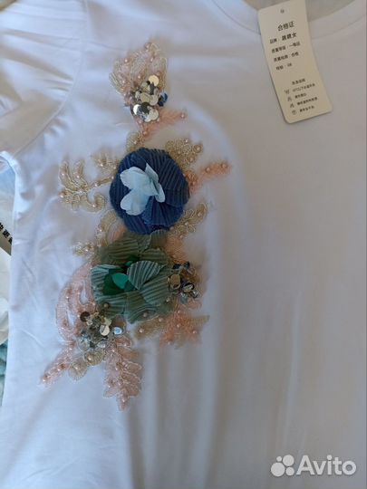 Комплек джинсы и футболка