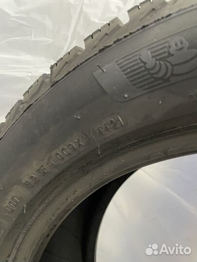 Michelin X-Ice Snow 215/55 R17 98H