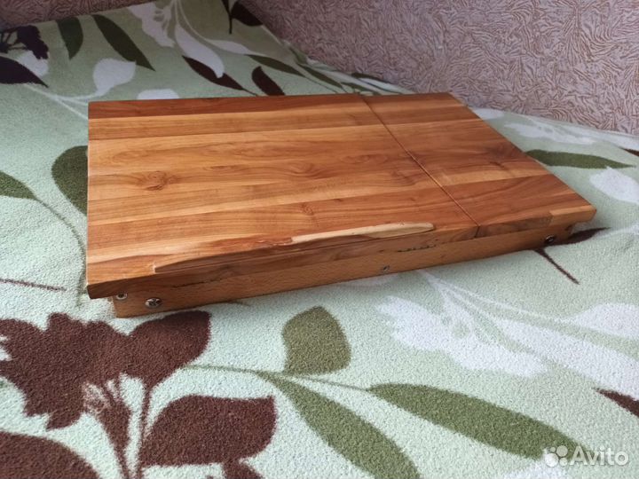 Столик для ноутбука в кровать