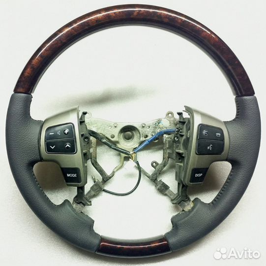 Руль на toyota land cruiser 200