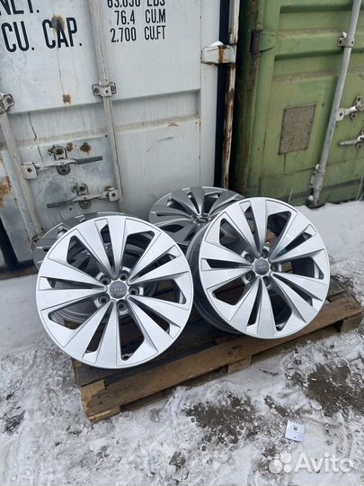 Оригинальные диски Audi R19 5/112