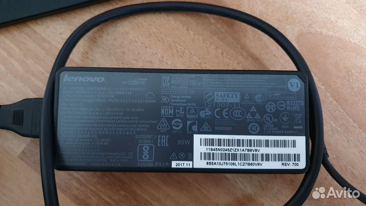 Док-станция Lenovo ThinkPad Dock Pro 90W
