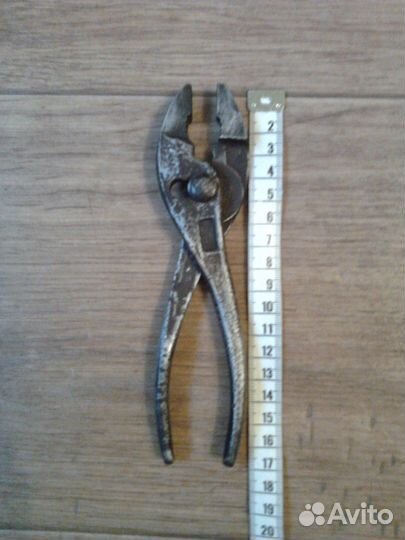 Лопата штыковая, пассатижи раздвижные