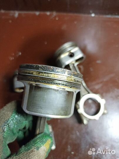 Поршень с шатуном Kia Rio 2 G4EE