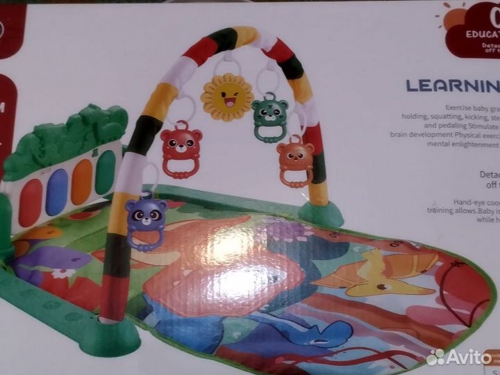 Развивающий коврик с пианино