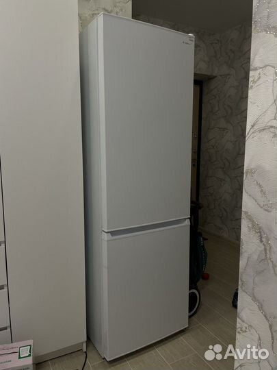 Холодильник dexp