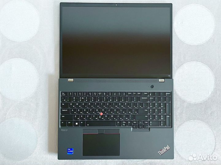 Lenovo ThinkPad T16 (i7-1260P/ QHD/ 32GB/ MX550)