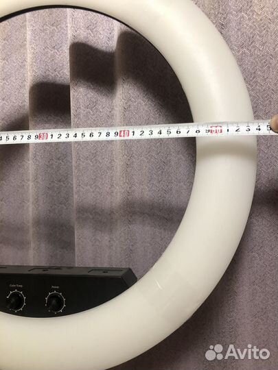 Кольцевая лампа со штативом