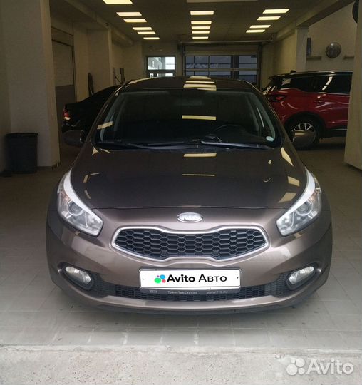 Kia Ceed 1.6 МТ, 2013, 200 220 км