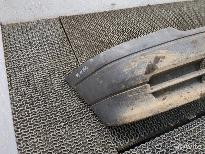 Бампер Renault Clio, 1992