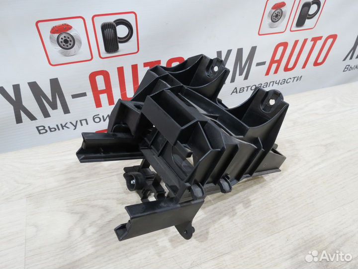 Кронштейн Porsche Macan