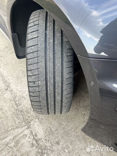 Michelin Pilot Sport 3 235/45 R18 ZR