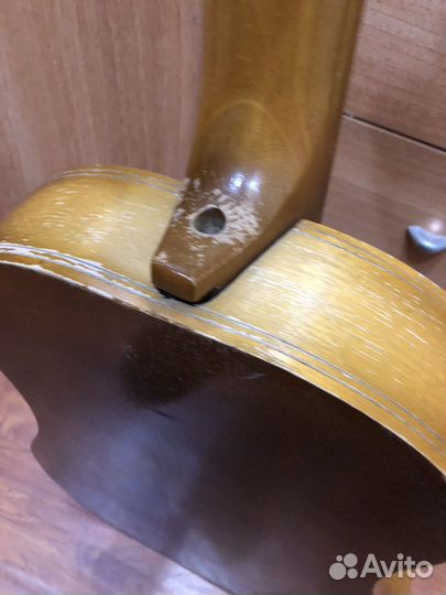 Классическая гитара шестиструнная