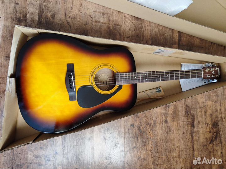 Акустическая гитара yamaha f 310 tbs