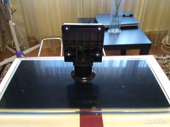 Подставка к телевизору