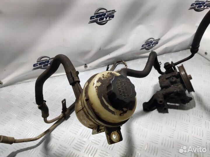 Насос гидроусилителя руля Kia Spectra 1.6 S6D 2008