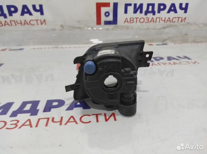 Фара противотуманная правая BMW 7-Series (F02) 63177182196