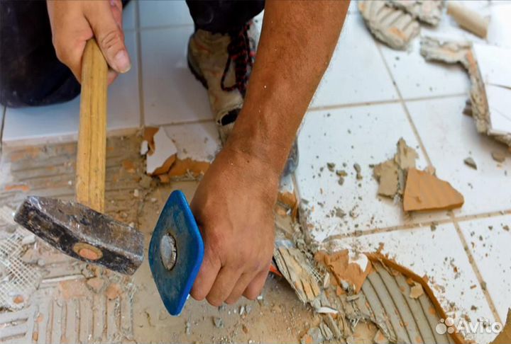 Очистка краска со стен, демонтаж стен и полов