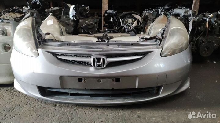 Фара правая на honda FIT GD1