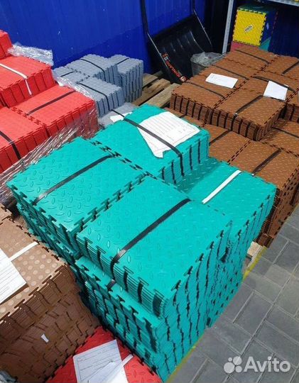 Модульная плитка пвх для гаража