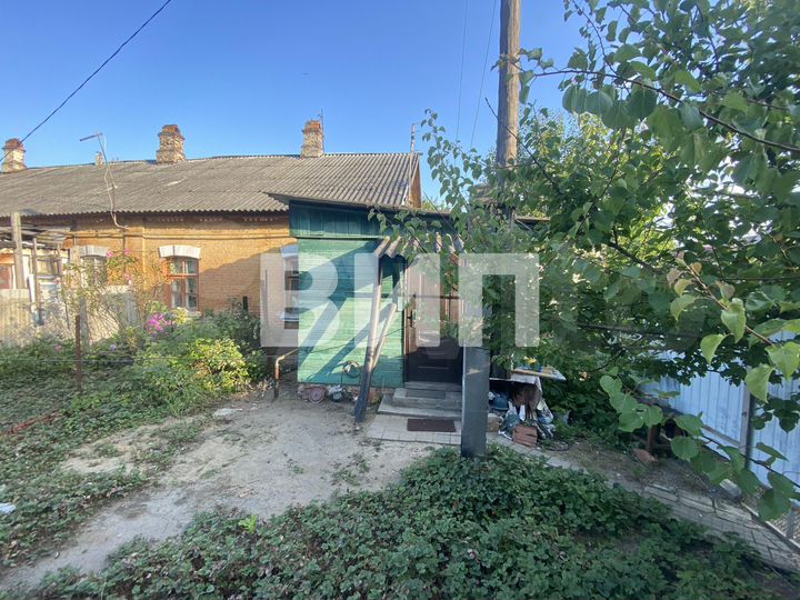 Дом 16 м² на участке 2 сот.