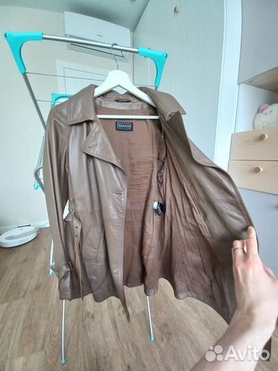 Кожаное женское пальто Vericci 46 р