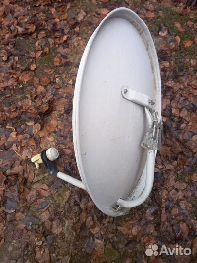 Спутниковая тарелка