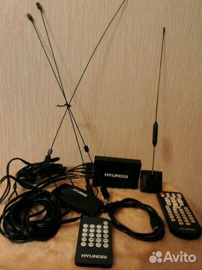 Комплект к автомобильному TV-тюнеру