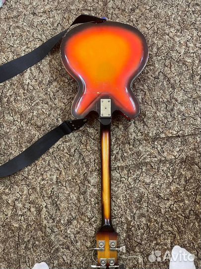 Бас гитара мария