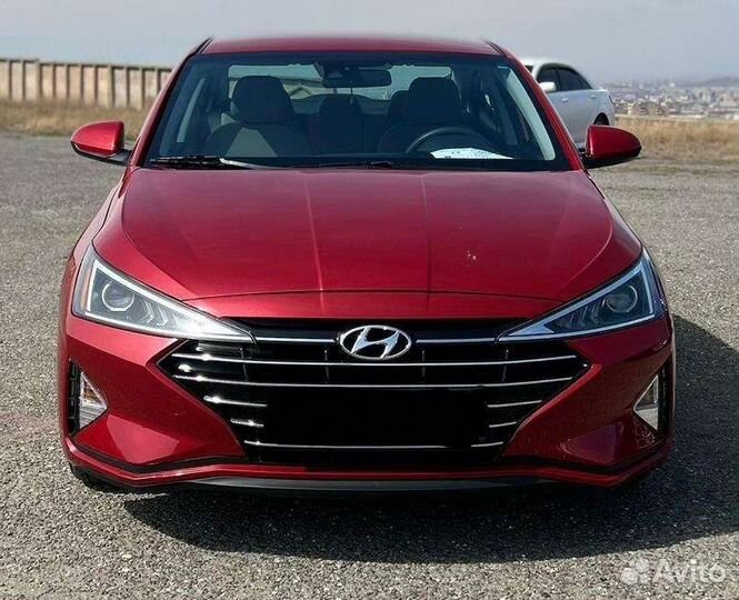 Hyundai Elantra, 2019