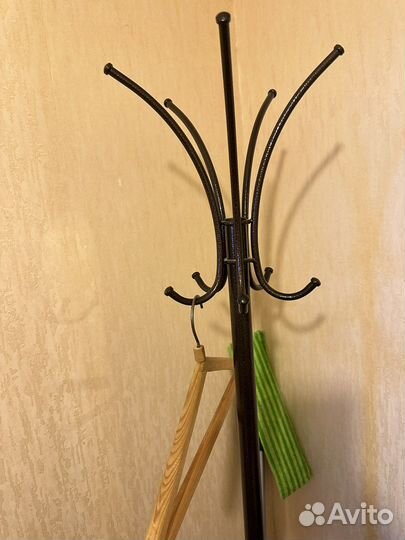 Вешалка напольная