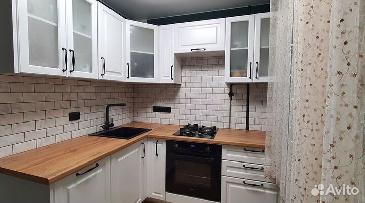 Кухня с техникой