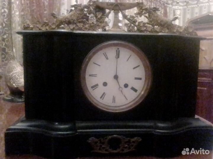 Антикварные часы